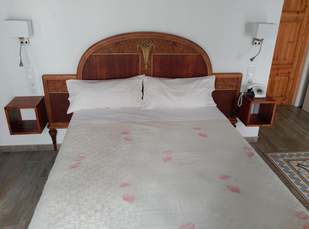 Nou Casablanca Hotel บินารอส ภายนอก รูปภาพ